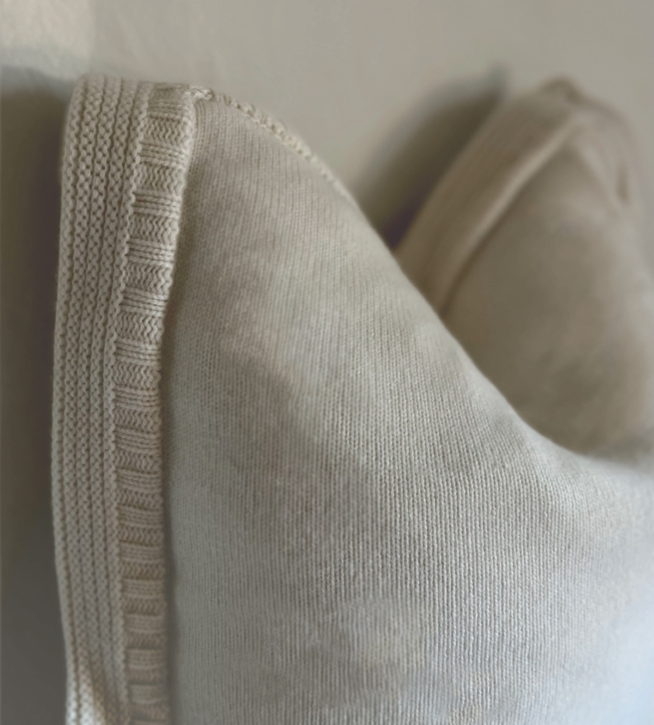 The Aspen Cashmere Pillow | Cream