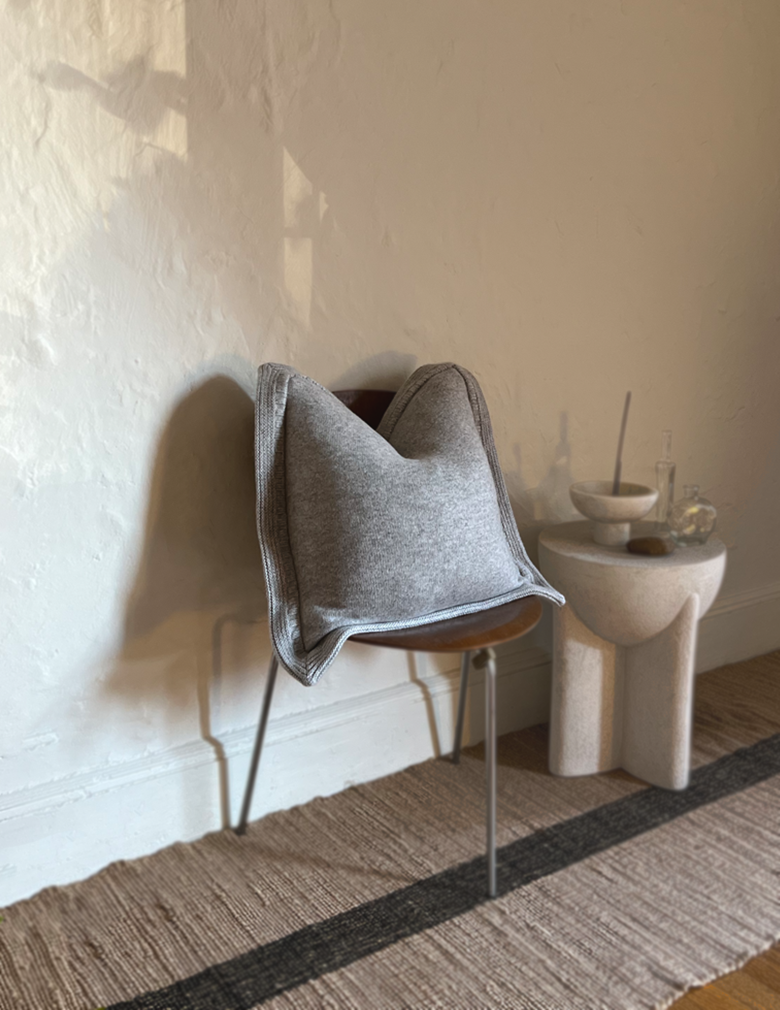 The Aspen Cashmere Pillow | Heather Grey