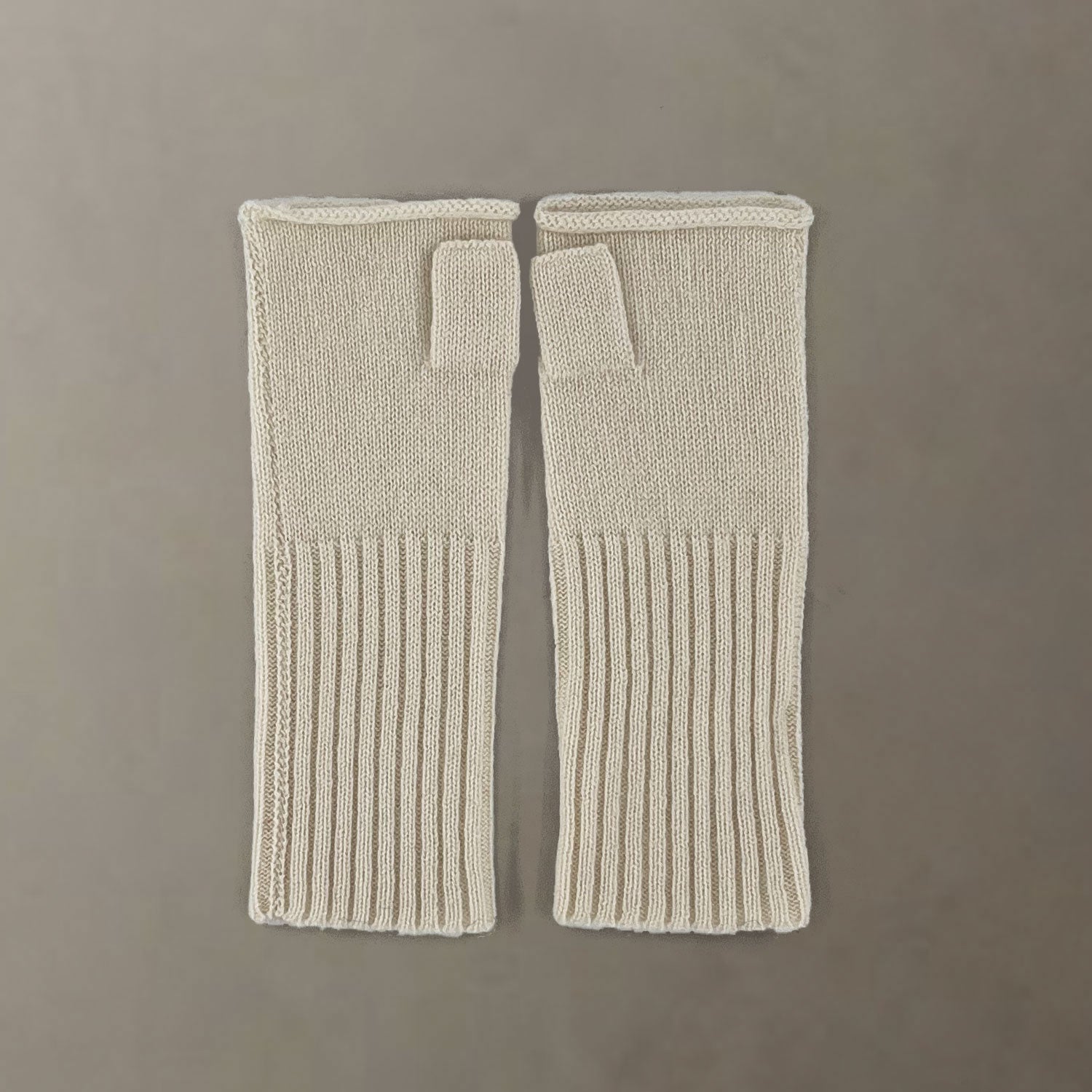 The Fingerless Cashmere Gloves | Cream