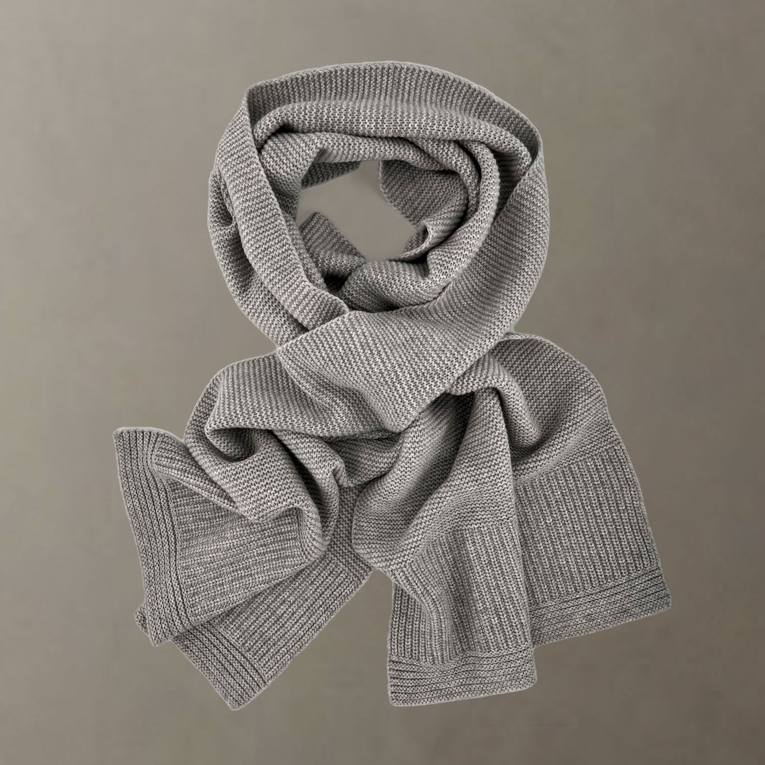 The Cocoon Cashmere Scarf | Heather Grey