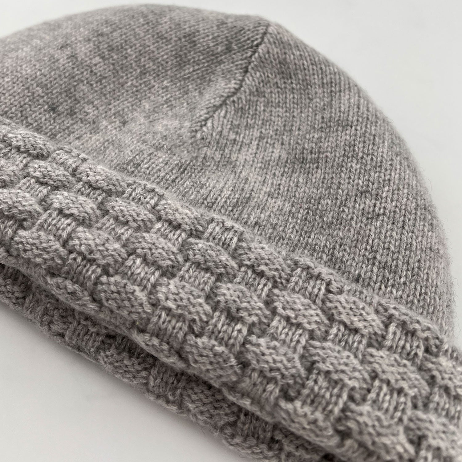 The Roll Cashmere Beanie | Heather Grey