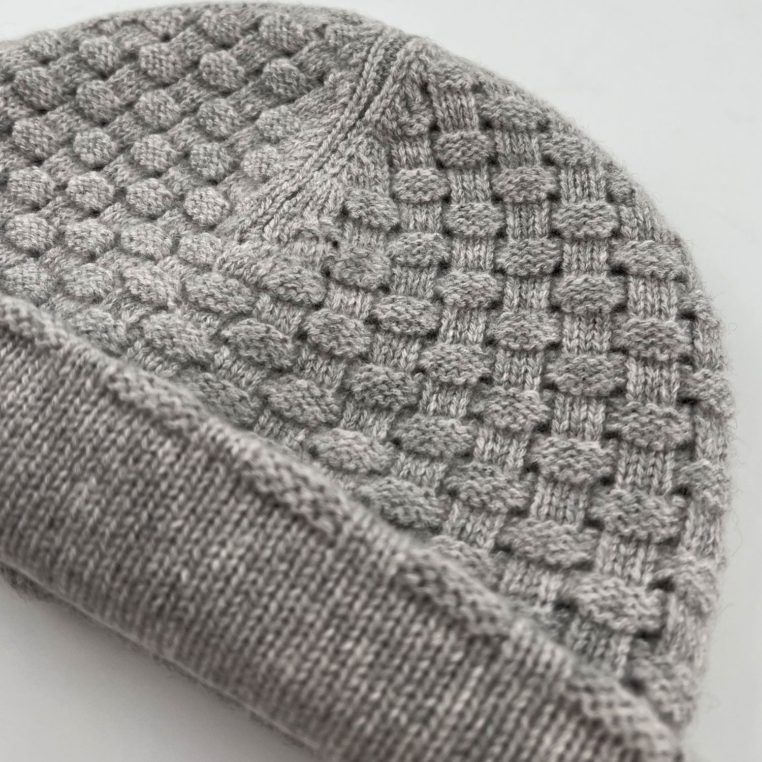 The Roll Cashmere Beanie | Heather Grey