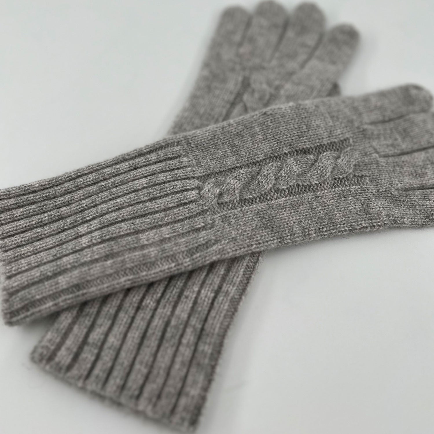 The Cable Cashmere Gloves | Heather Grey